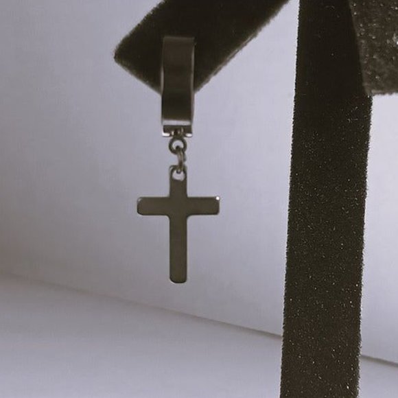 Men Black Rhodium Platinum Cross Earring Christian Jesus Guys Hanging Clip On